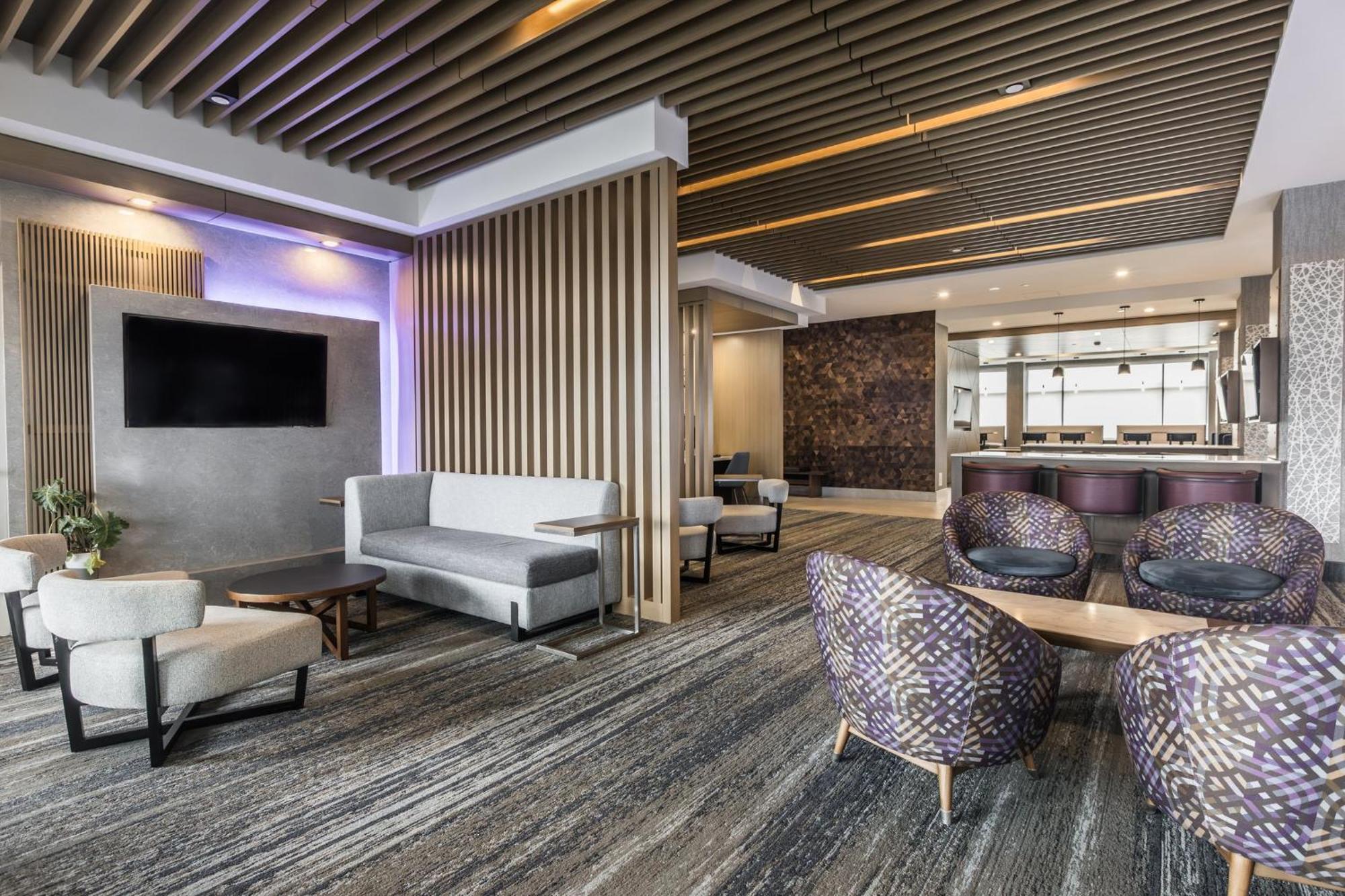 Holiday Inn Express & Suites - Toronto Airport South By Ihg Экстерьер фото