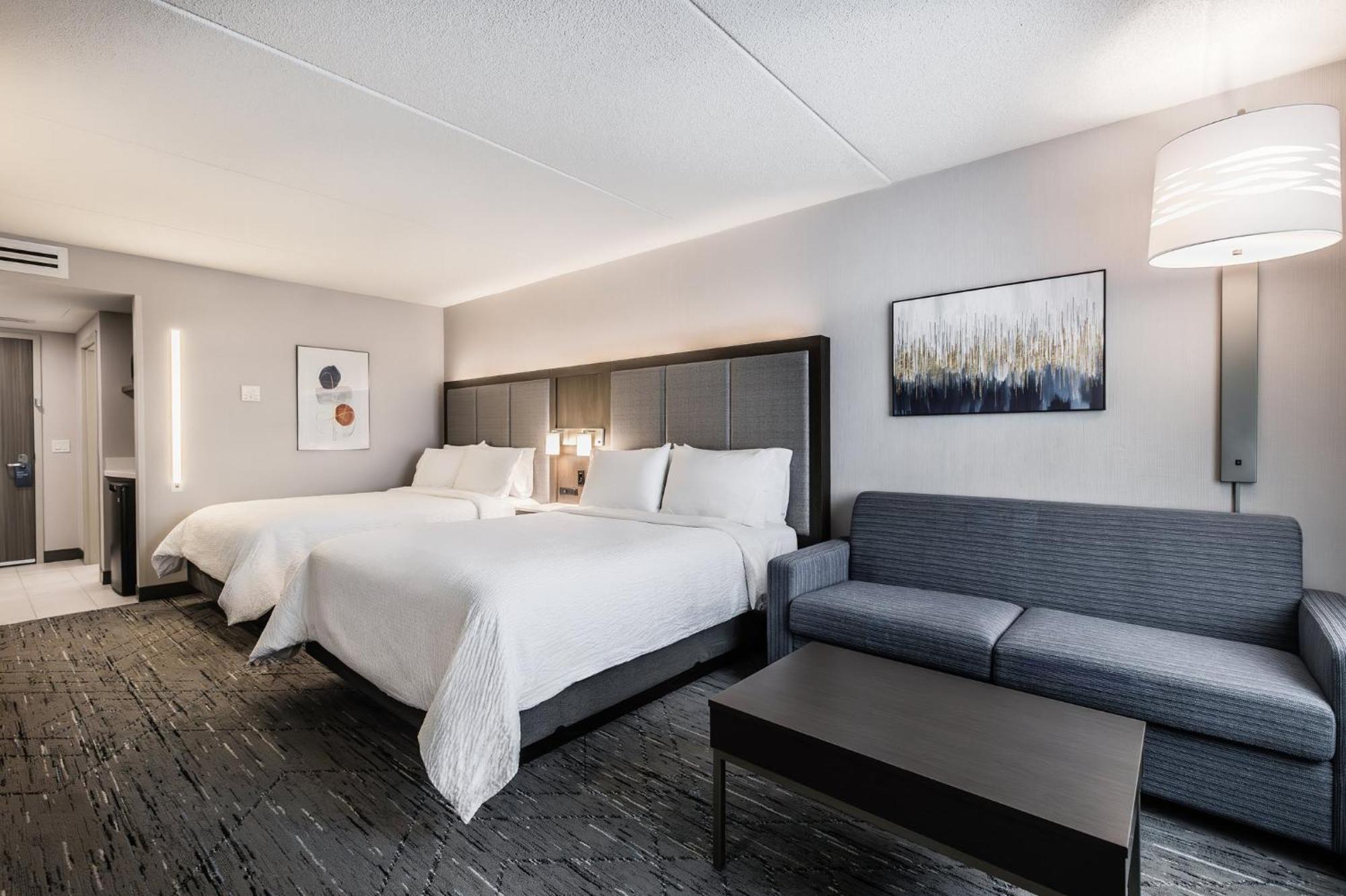 Holiday Inn Express & Suites - Toronto Airport South By Ihg Экстерьер фото