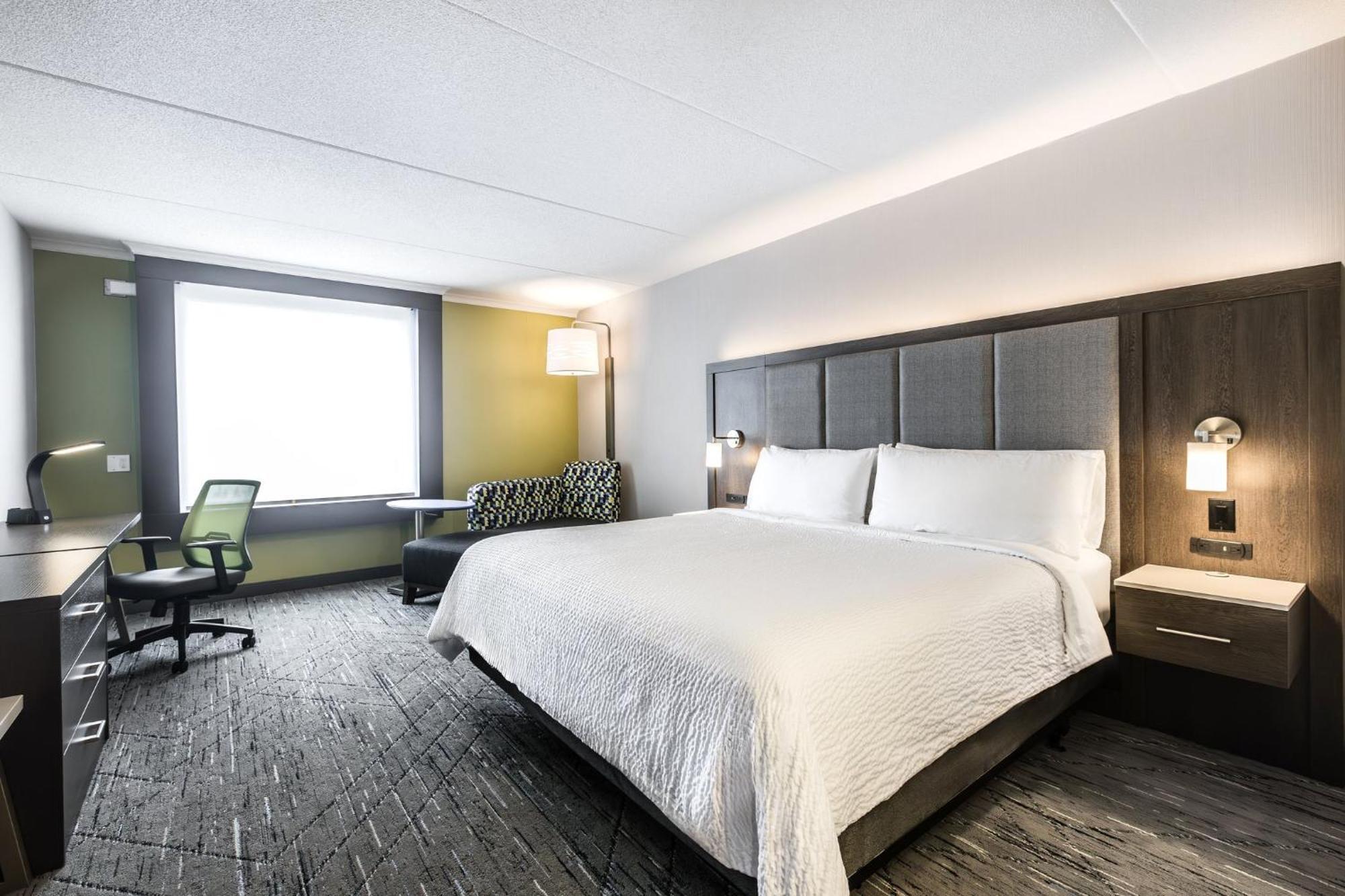 Holiday Inn Express & Suites - Toronto Airport South By Ihg Экстерьер фото
